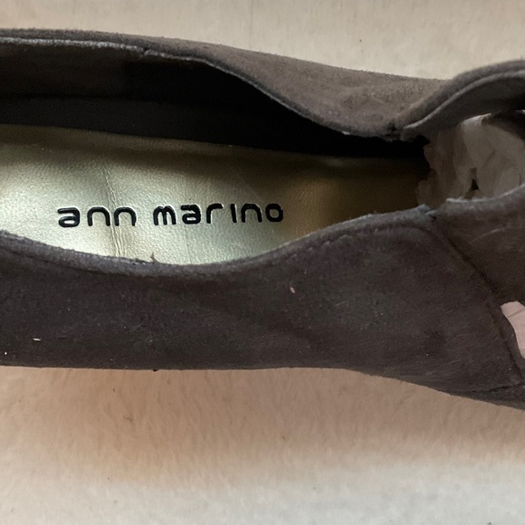 Ann Marino Black Ankle Booties - Picture 5 of 10